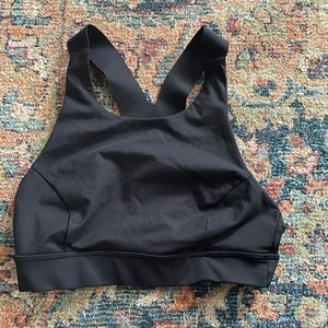 Lululemon black sports bra size 6